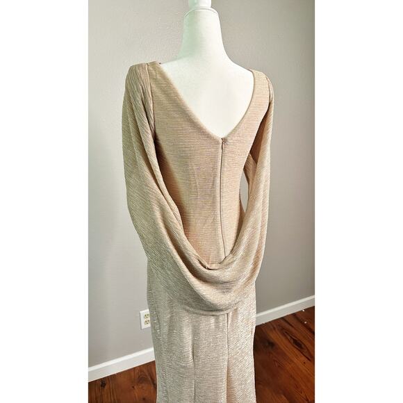 Betsy & Adam Cape Sleeve Gold + Silver Metallic Floor Length Gown women’s 4p - Picture 9 of 11